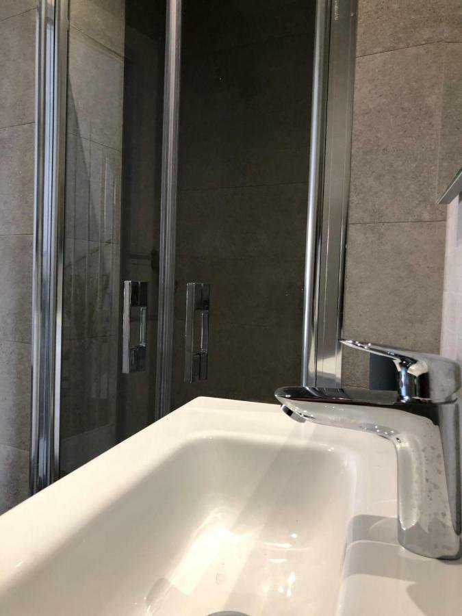 Apartamentos Kronox Nerja Bagian luar foto