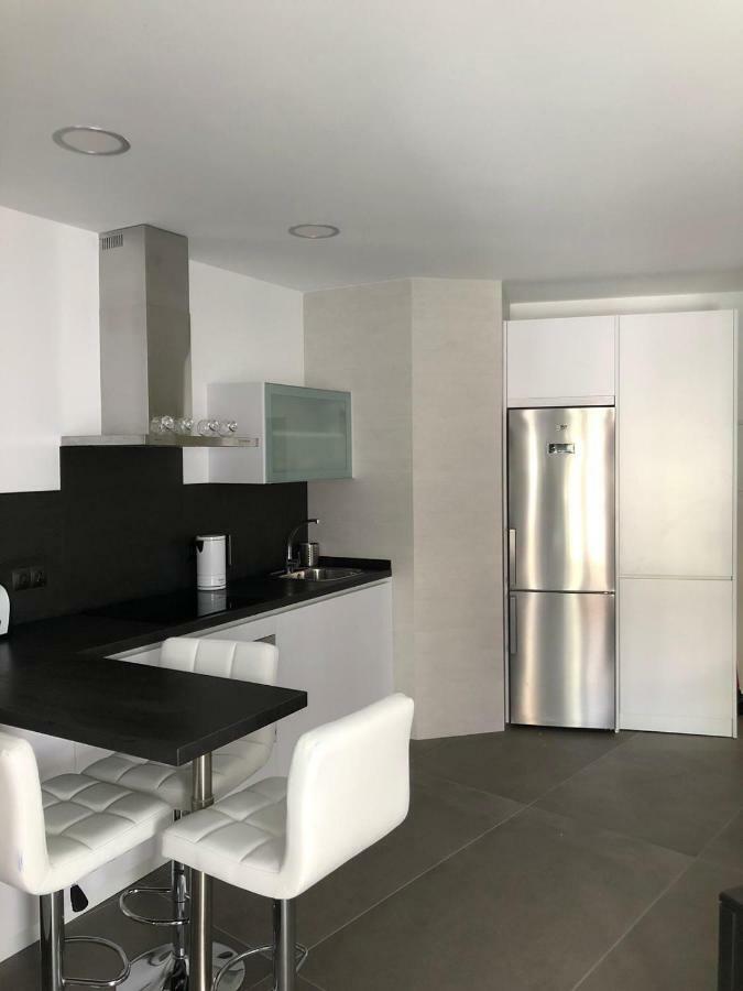 Apartamentos Kronox Nerja Bagian luar foto